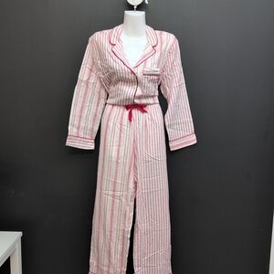 Victoria's Secret Flannel Long Sleeve Pajama Set Medium Pink